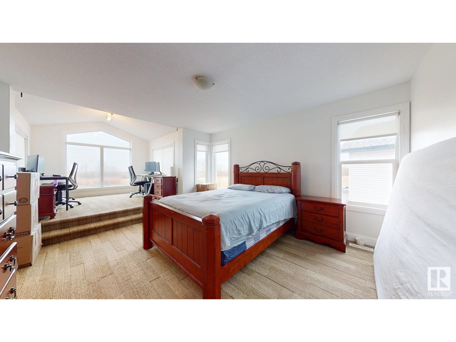 Photo 3 of 5440 1 A Av Sw, Edmonton AB