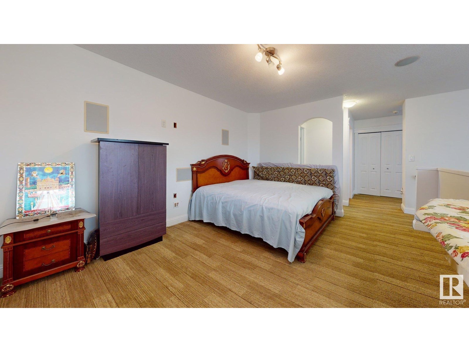 Photo 34 of 5440 1 A Av Sw, Edmonton AB