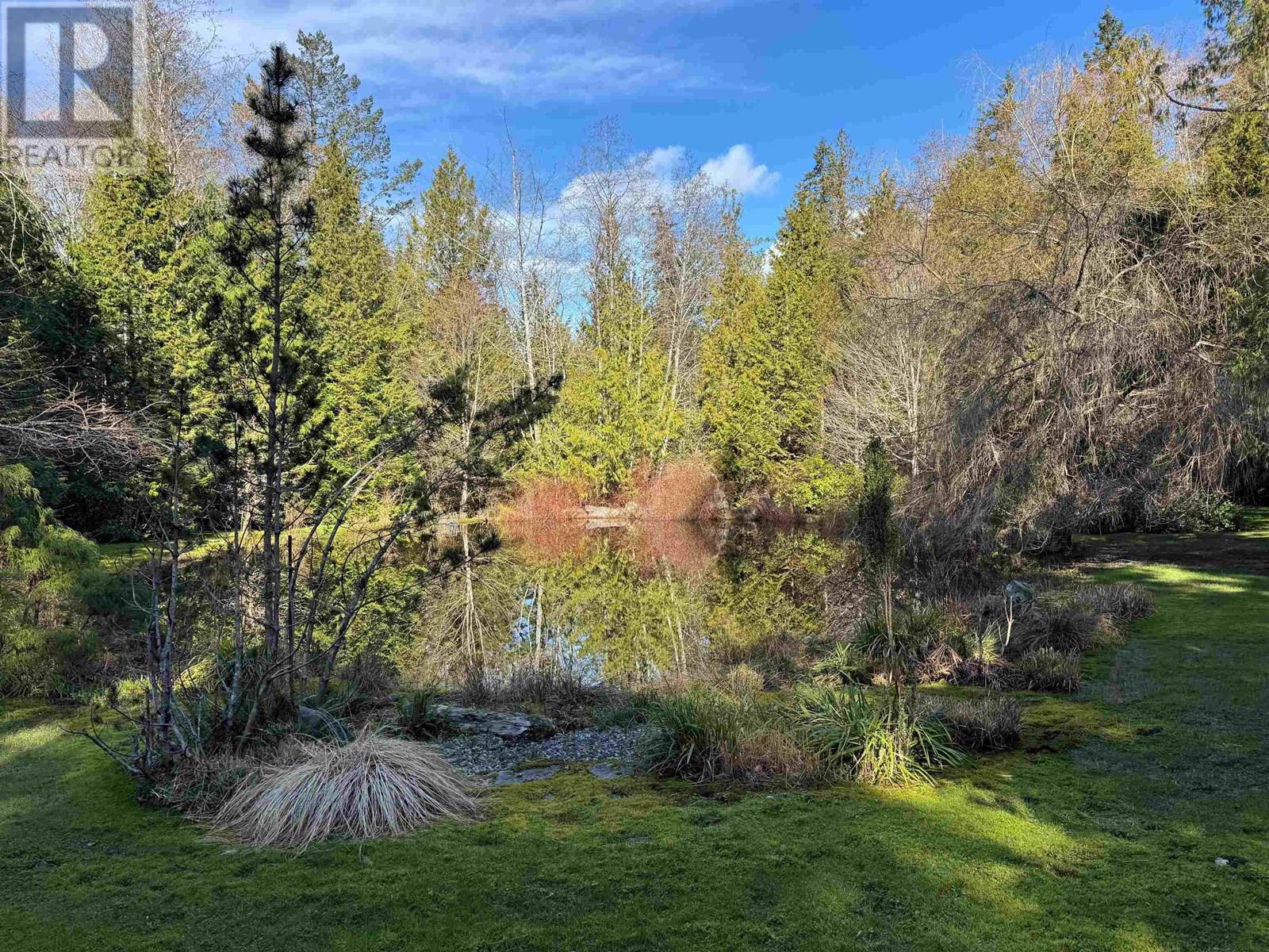 5479-5487 BROOKS ROAD, Halfmoon Bay