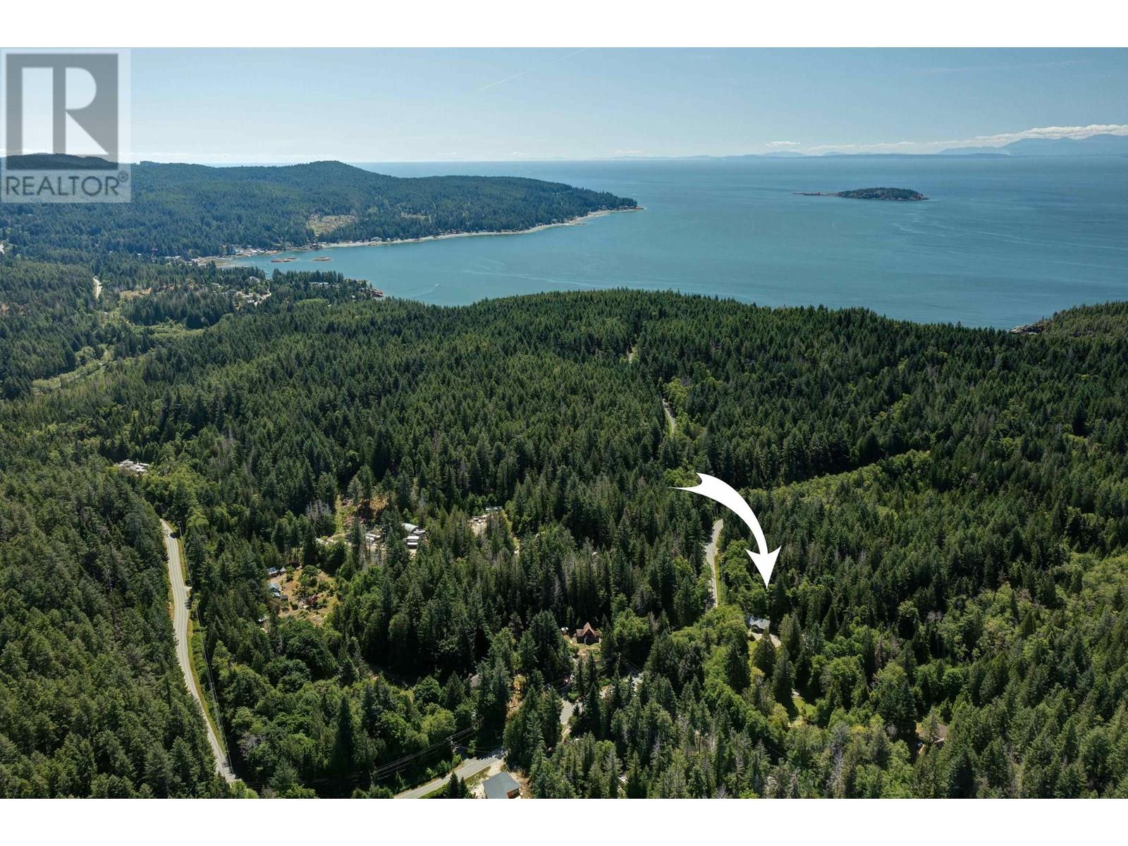 5479-5487 BROOKS ROAD, Halfmoon Bay
