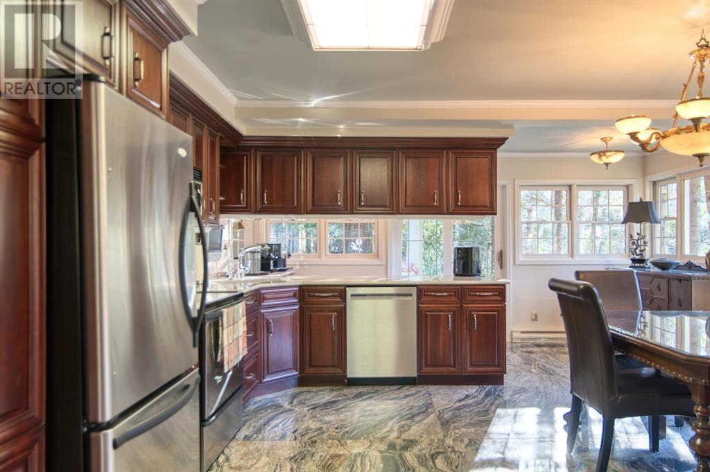 5479-5487 BROOKS ROAD, Halfmoon Bay
