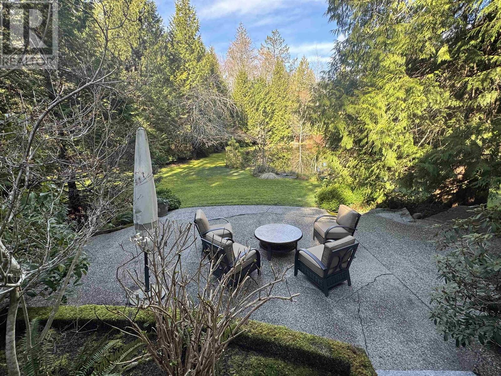 5479-5487 BROOKS ROAD, Halfmoon Bay