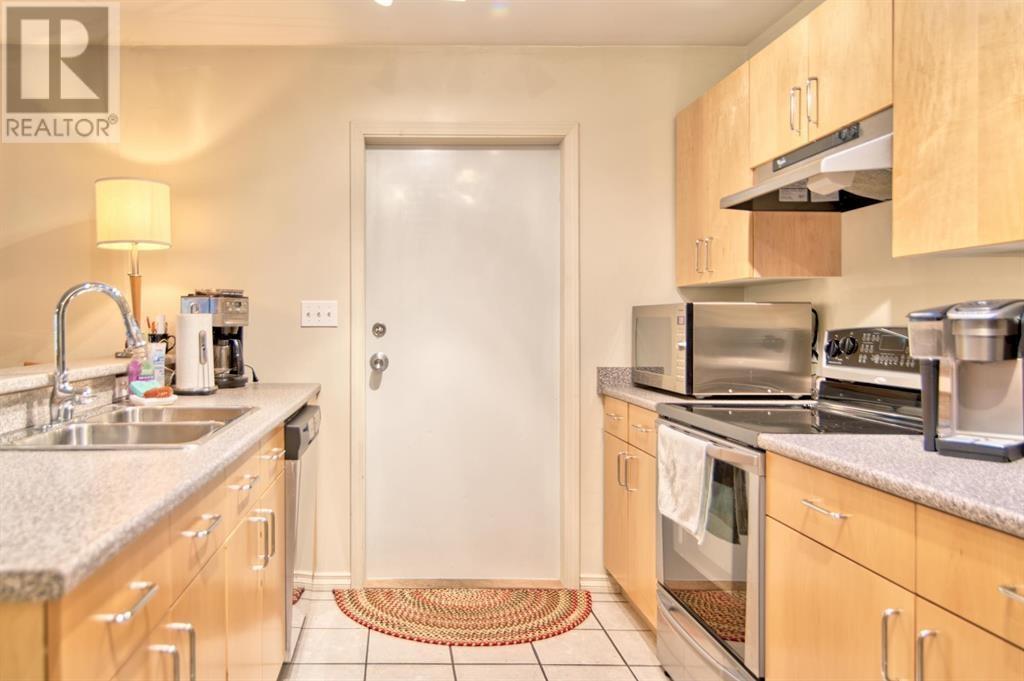 5479-5487 BROOKS ROAD, Halfmoon Bay