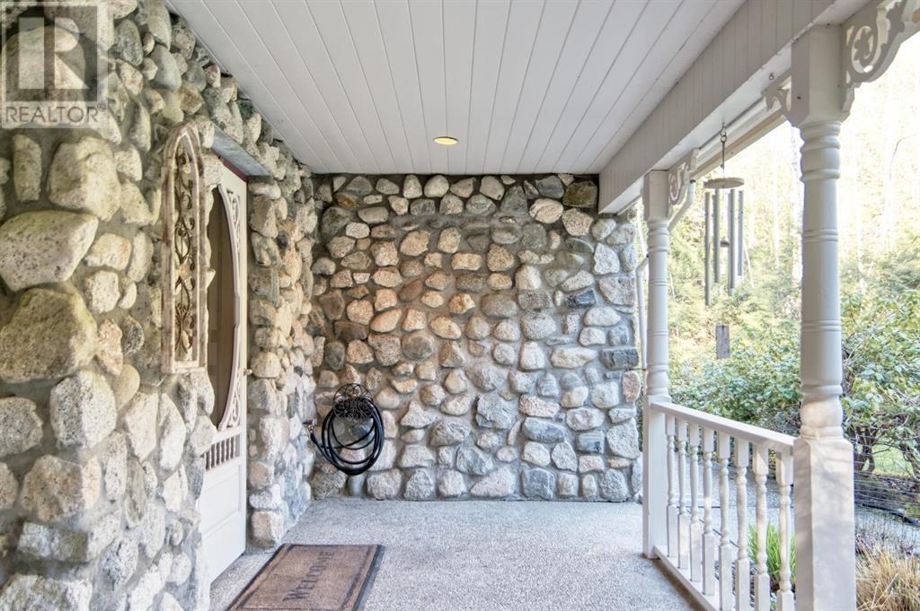 5479-5487 BROOKS ROAD, Halfmoon Bay