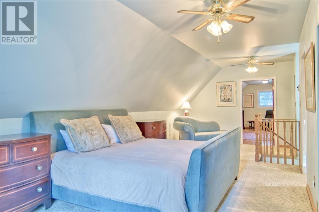 5479-5487 BROOKS ROAD, Halfmoon Bay