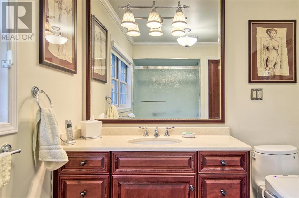5479-5487 BROOKS ROAD, Halfmoon Bay
