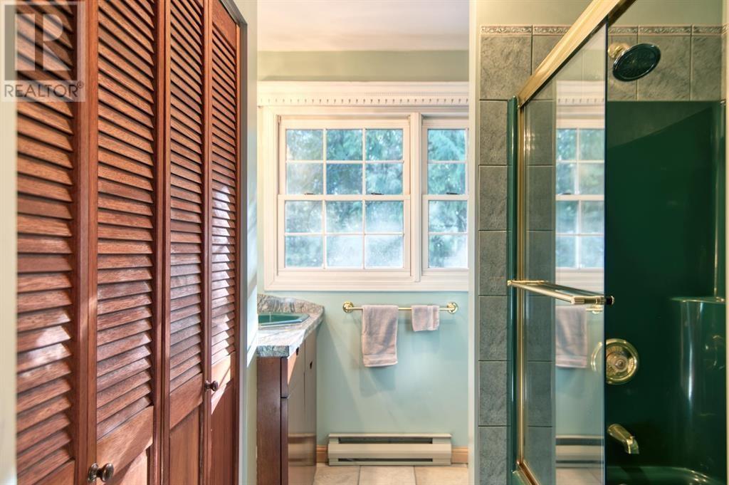 5479-5487 BROOKS ROAD, Halfmoon Bay