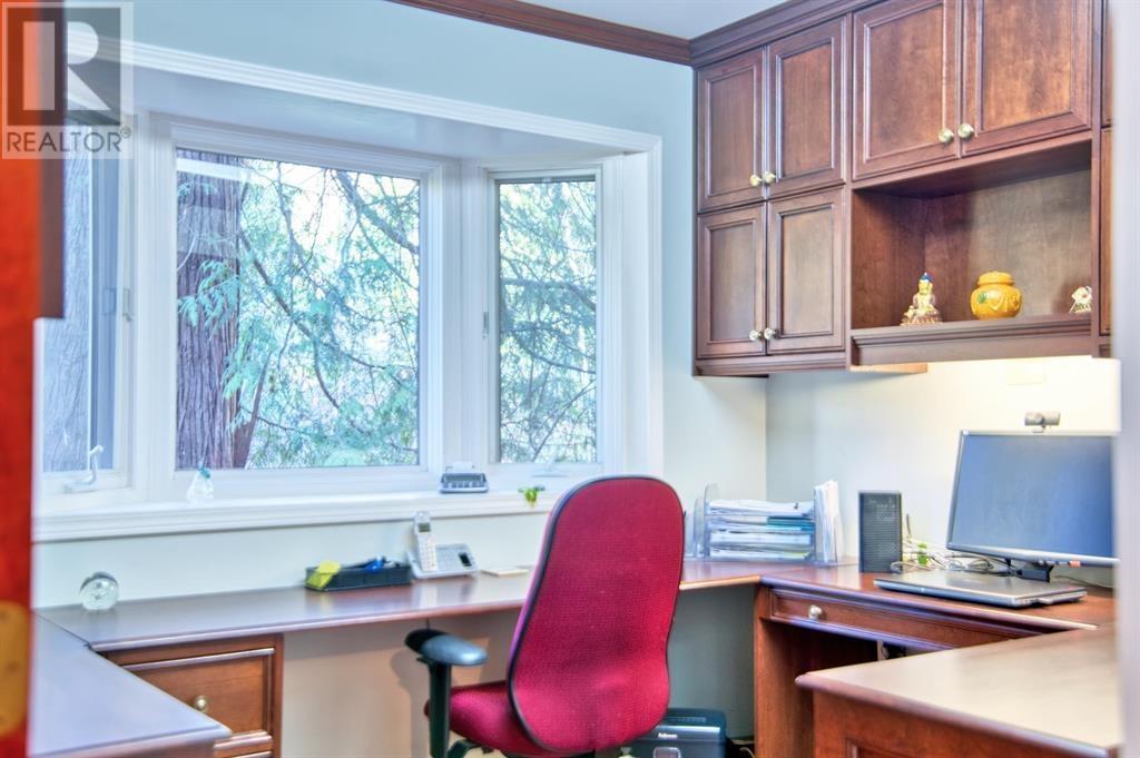 5479-5487 BROOKS ROAD, Halfmoon Bay