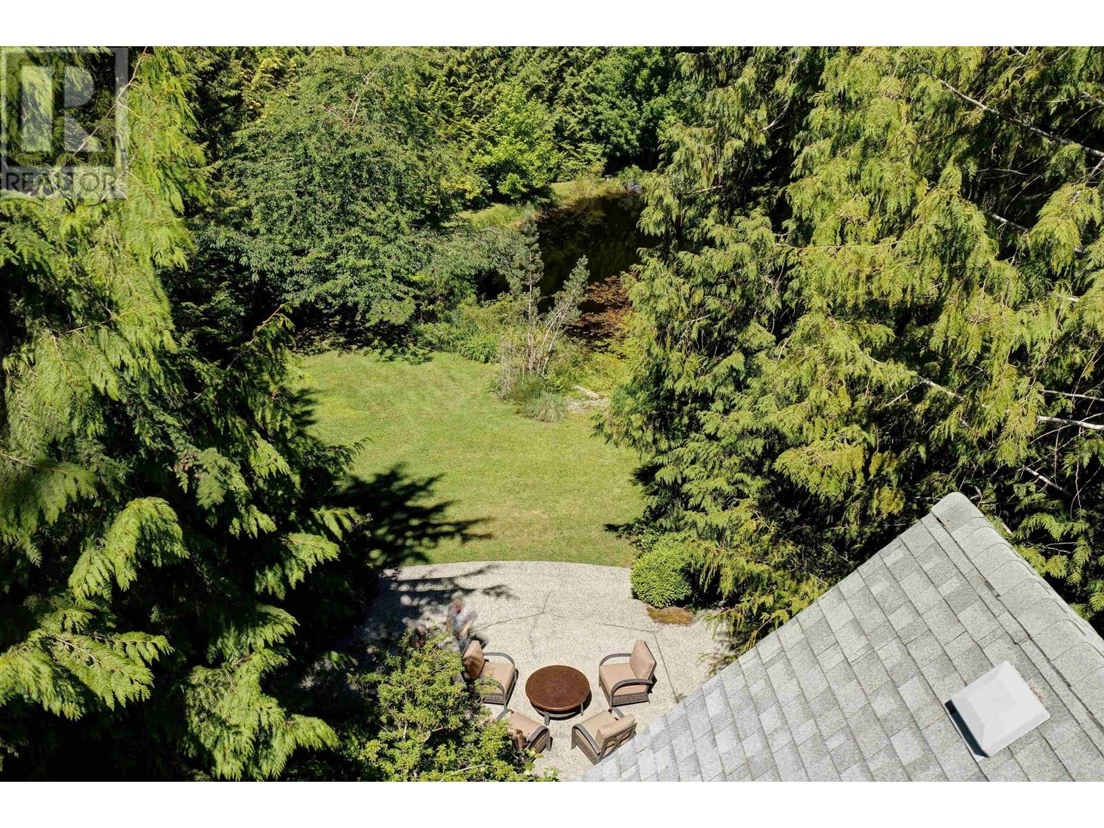 5479-5487 BROOKS ROAD, Halfmoon Bay