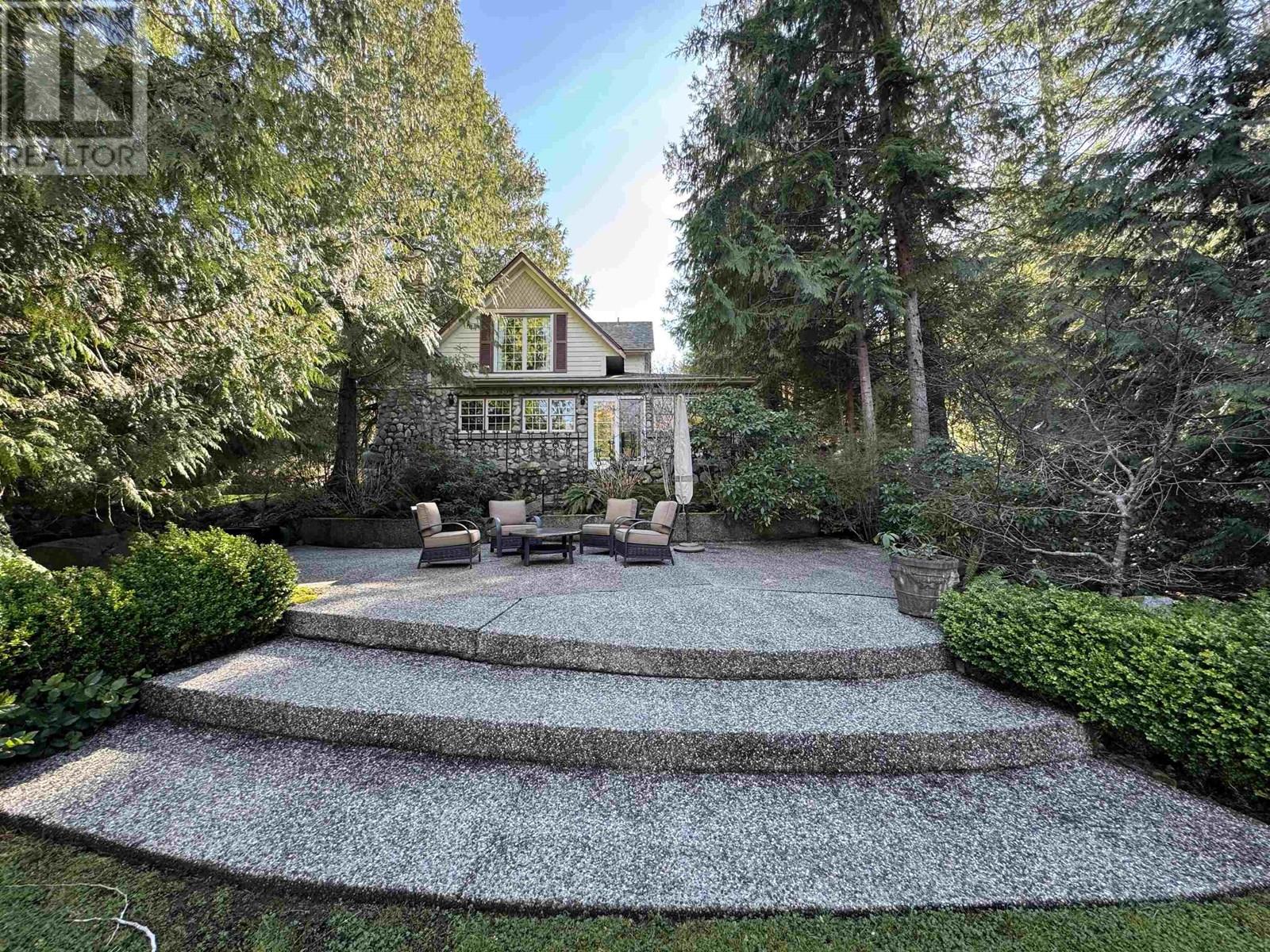 5479-5487 BROOKS ROAD, Halfmoon Bay