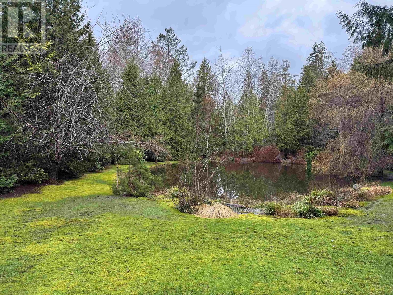 5479-5487 BROOKS ROAD, Halfmoon Bay