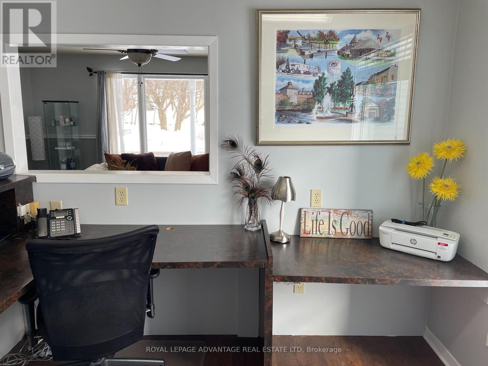 Photo 15 of 34 James Street, Smiths Falls ON