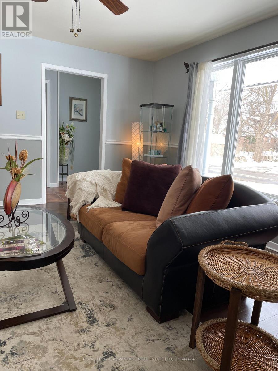 Photo 37 of 34 James Street, Smiths Falls ON