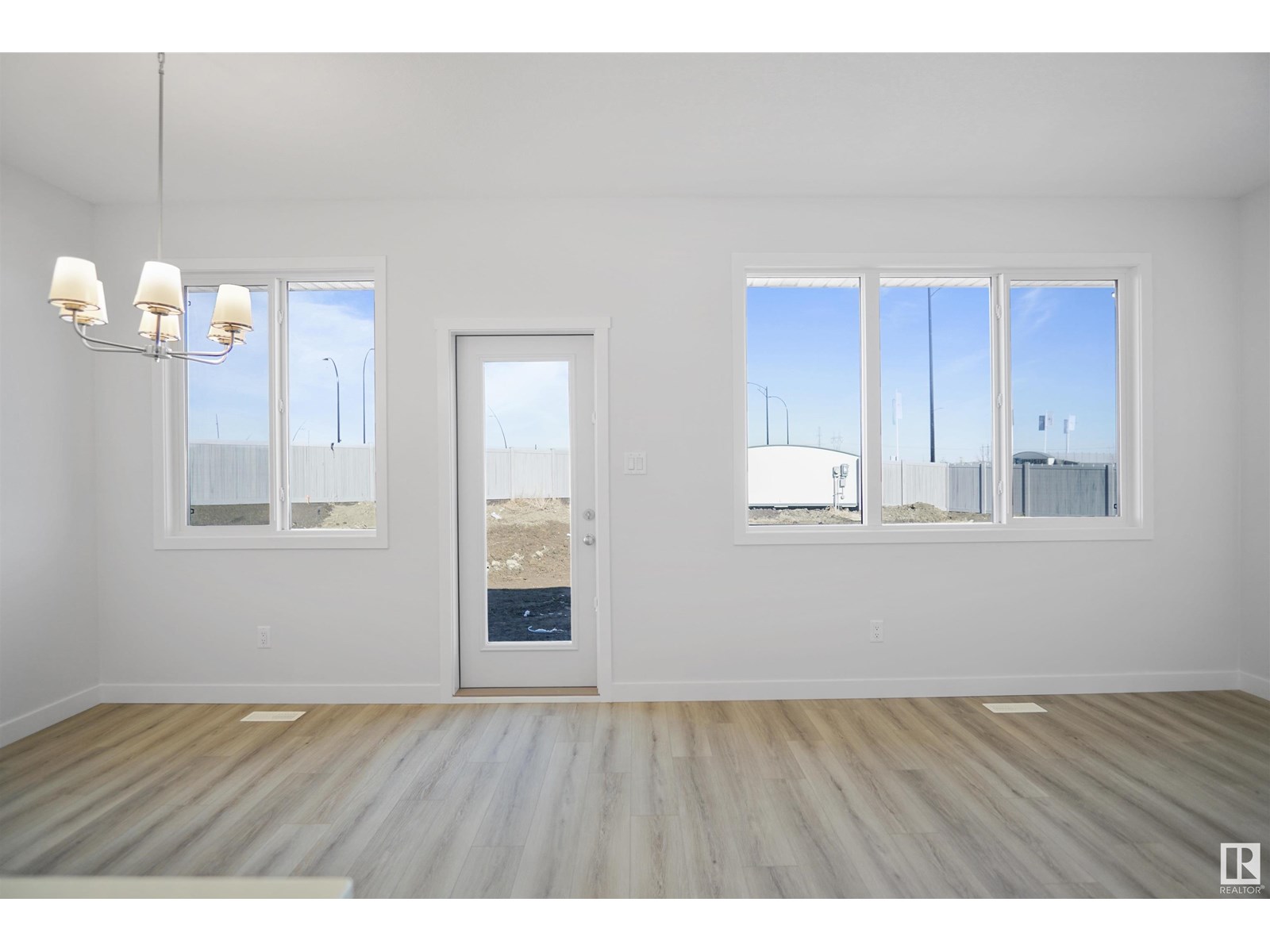 3 Tenuto LI, Spruce Grove