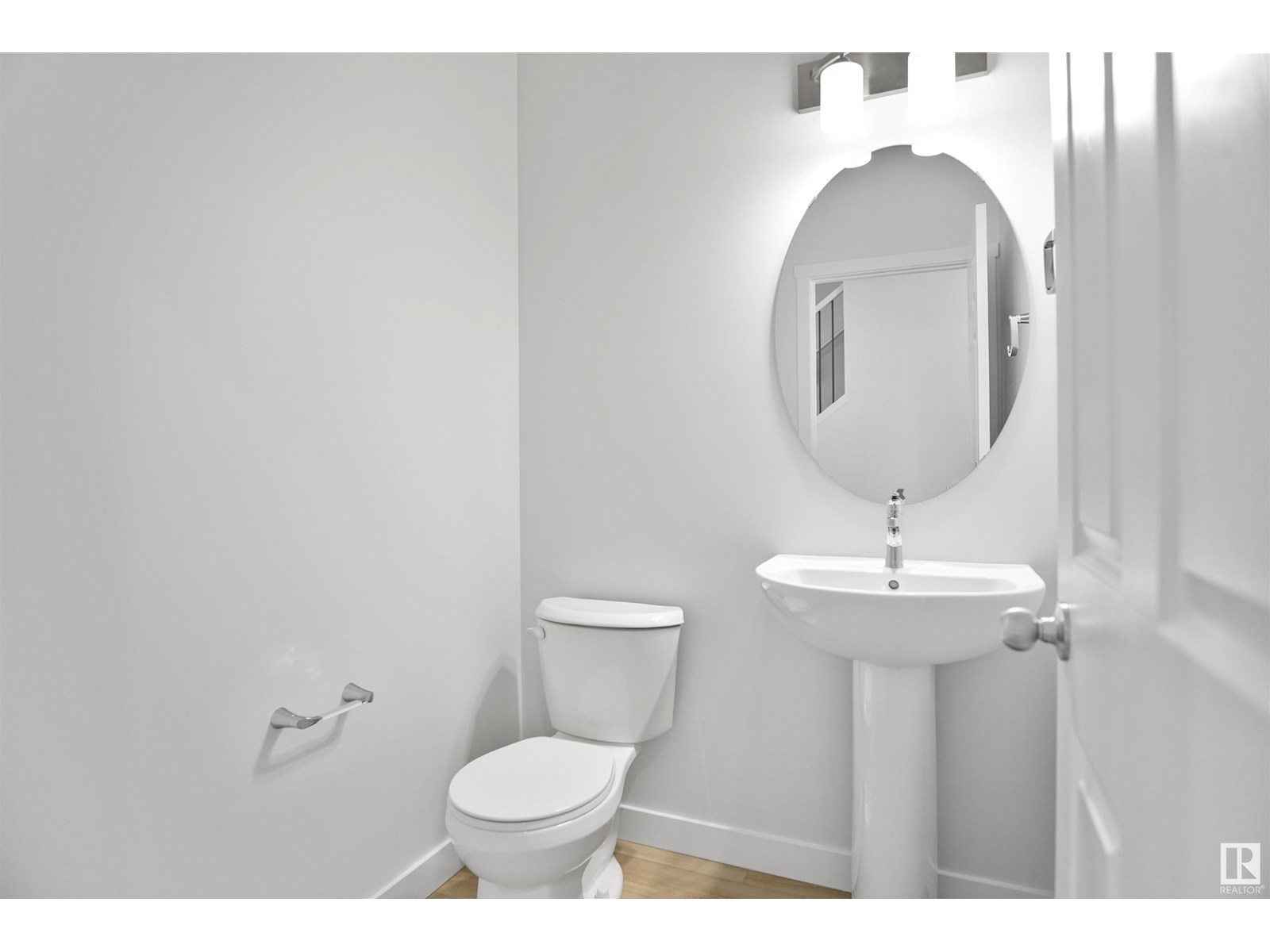 3 Tenuto LI, Spruce Grove