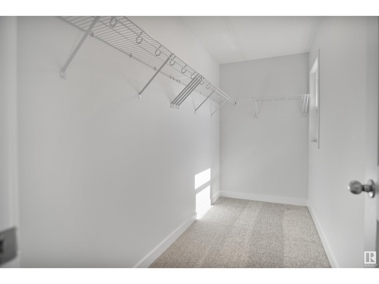 3 Tenuto LI, Spruce Grove