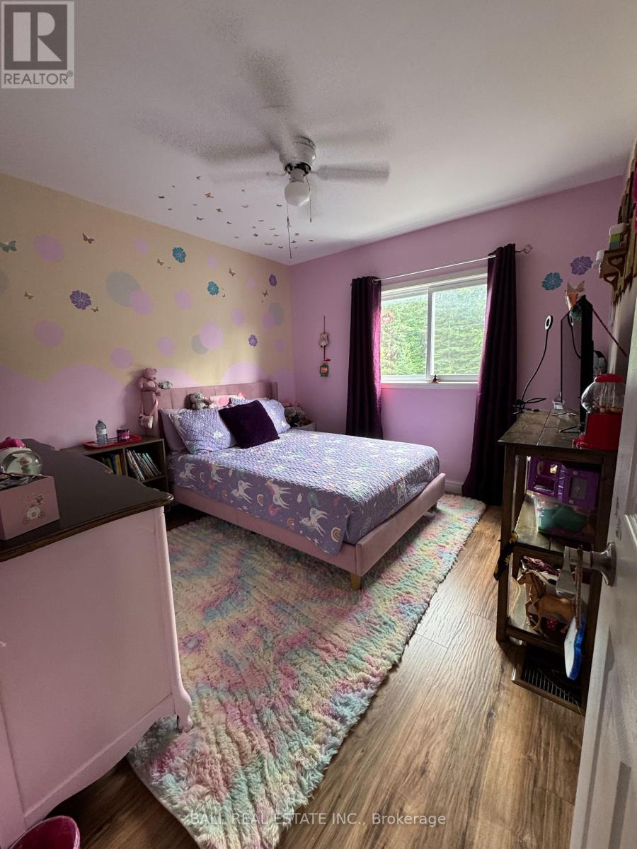 Single Family House Bungalow for Sale in  COUNTY ROAD  Highlands East (Glamorgan) 