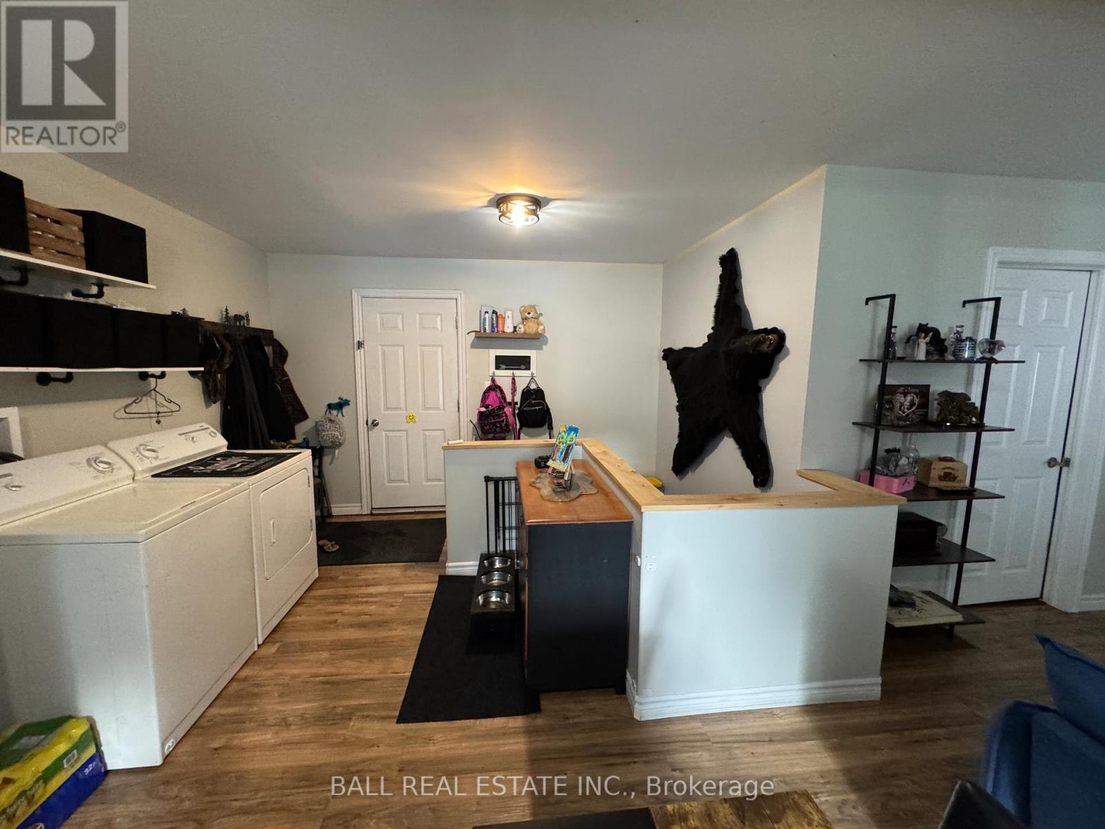 Single Family House Bungalow for Sale in  COUNTY ROAD  Highlands East (Glamorgan) 