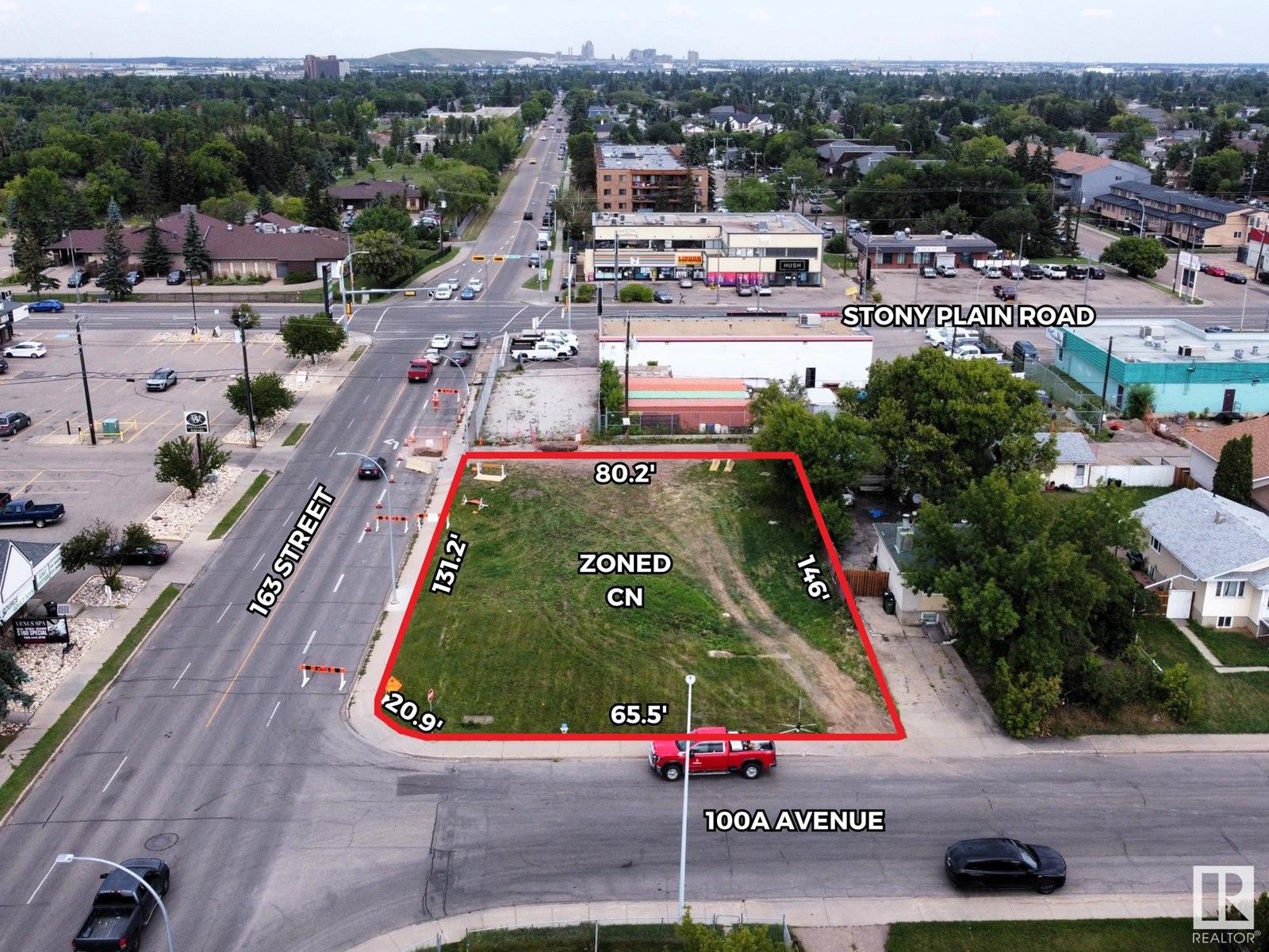 Photo 14 of 16226 100 A Av Nw, Edmonton AB