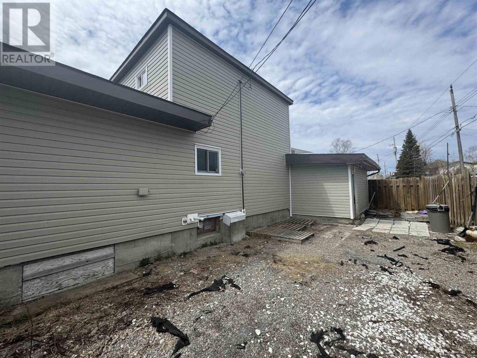 Photo 26 of 23 Ross Ave, Marathon ON