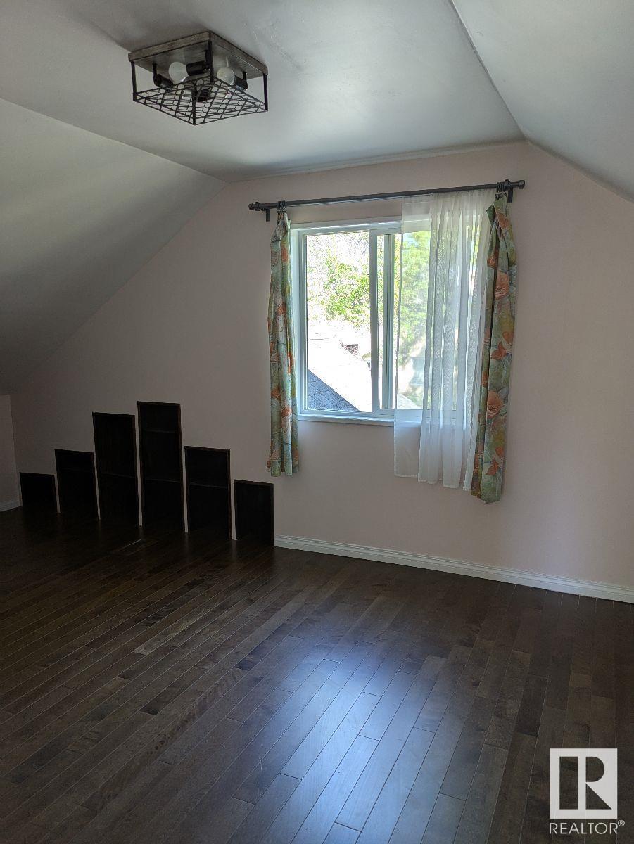 11242 95A ST NW - 28