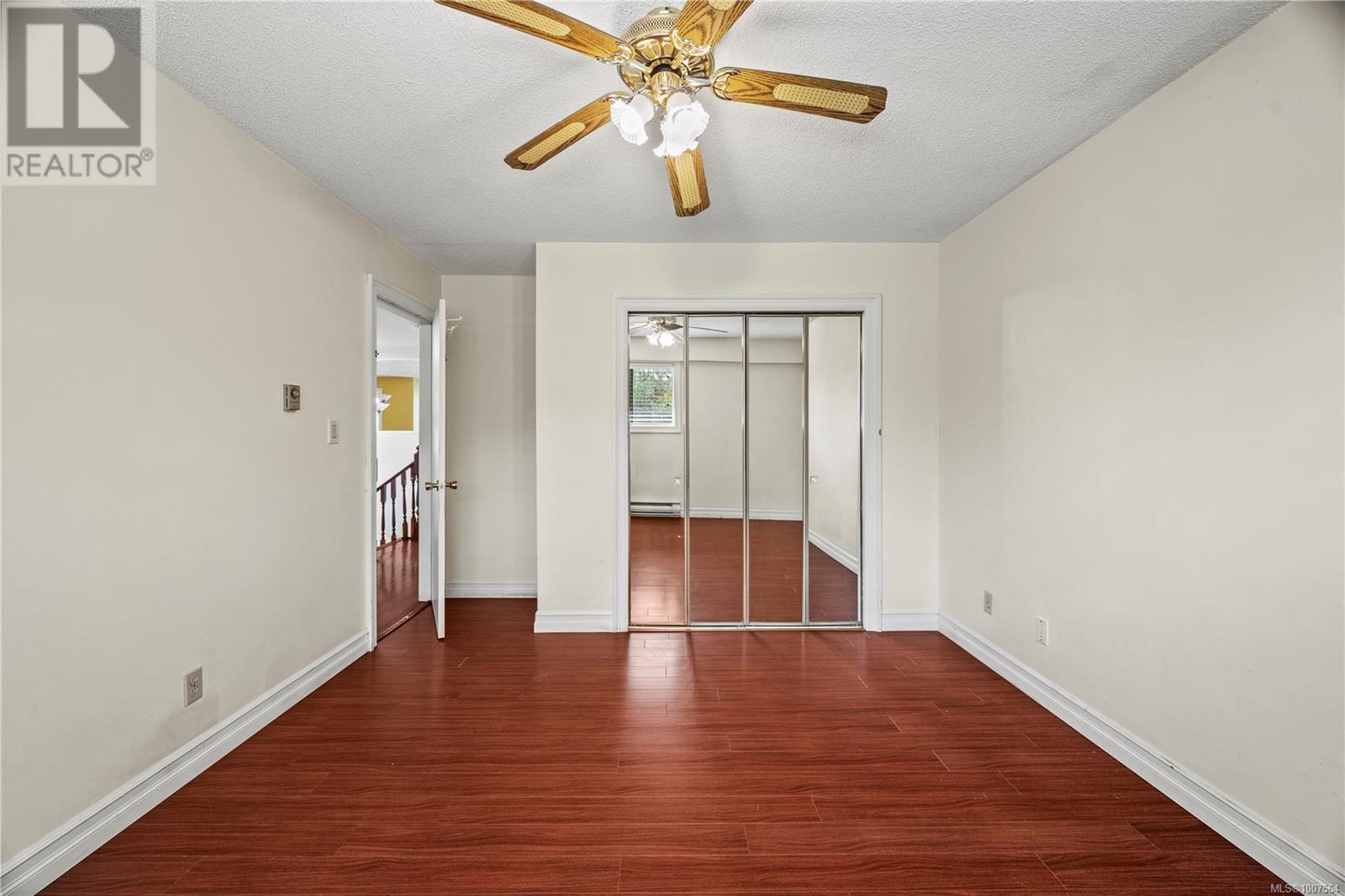 Photo 24 of 805 Kimberly Pl, Saanich BC