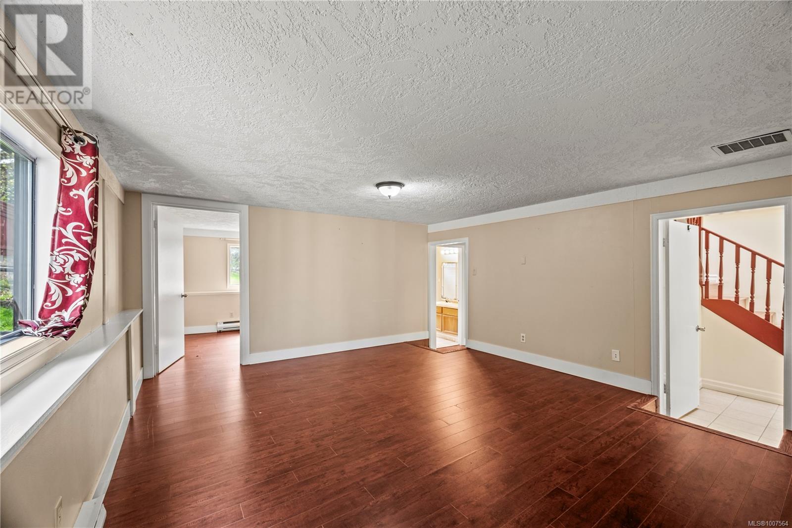 Photo 14 of 805 Kimberly Pl, Saanich BC