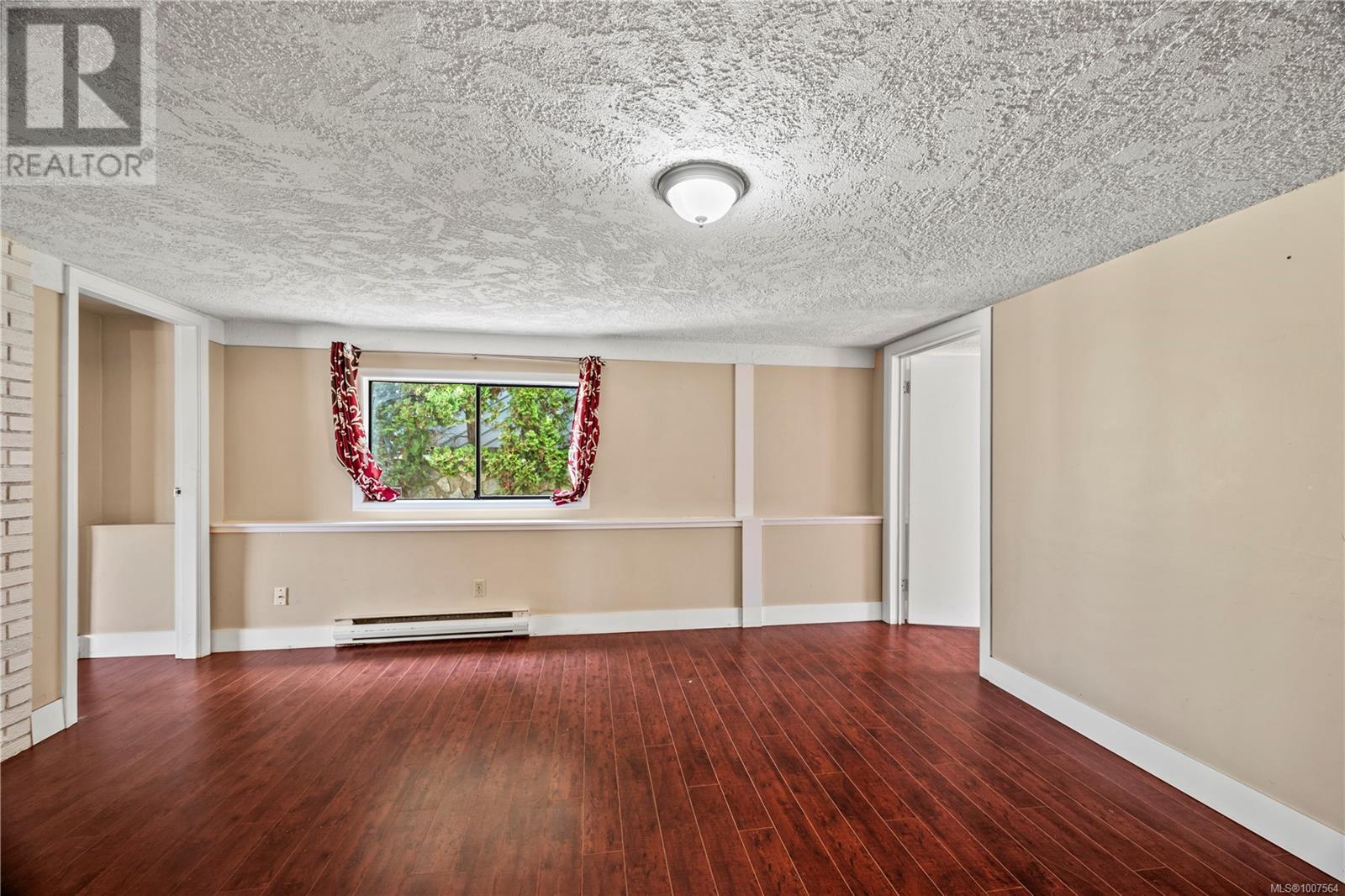 Photo 23 of 805 Kimberly Pl, Saanich BC
