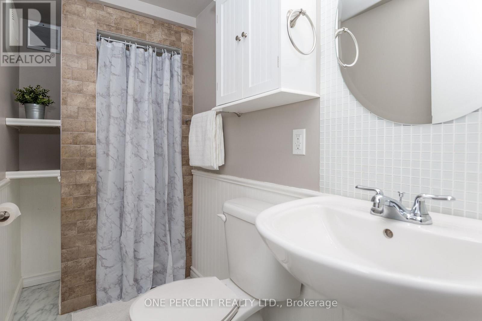 Photo 20 of 55 Fittons Road E, Orillia ON