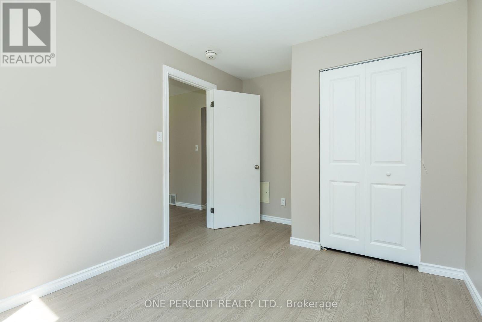 Photo 33 of 55 Fittons Road E, Orillia ON
