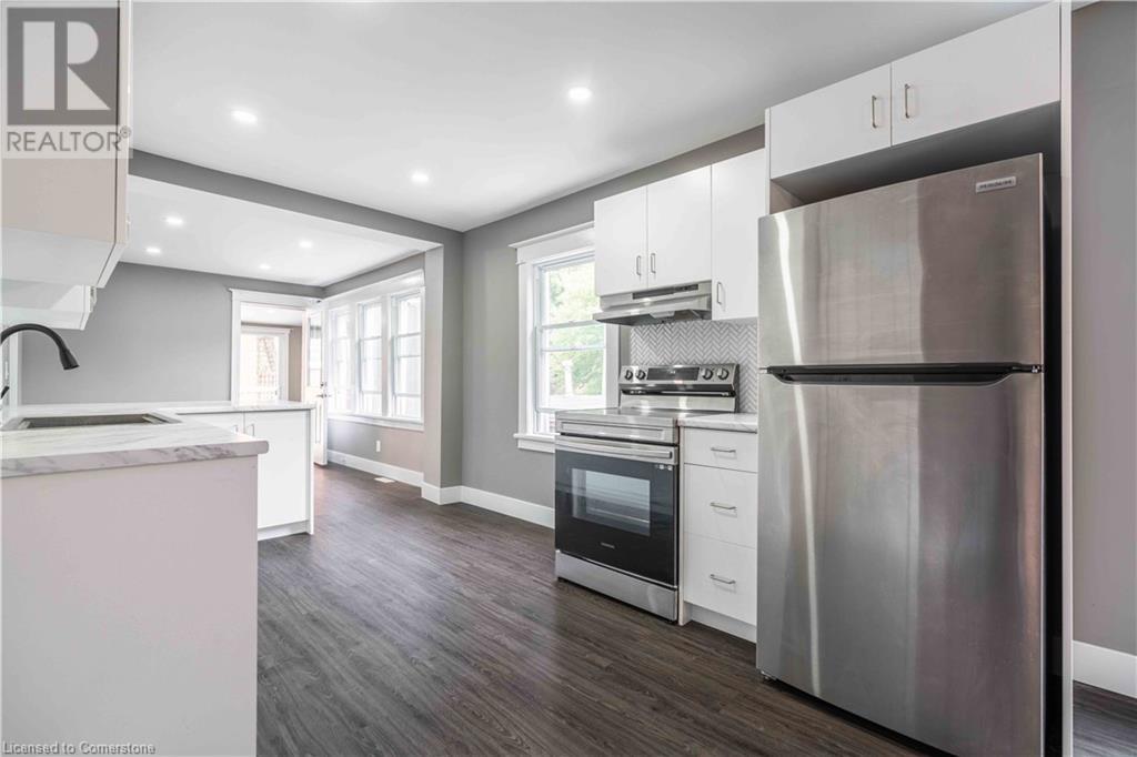 Photo 3 of 1379 King Street E Unit 2, Hamilton ON