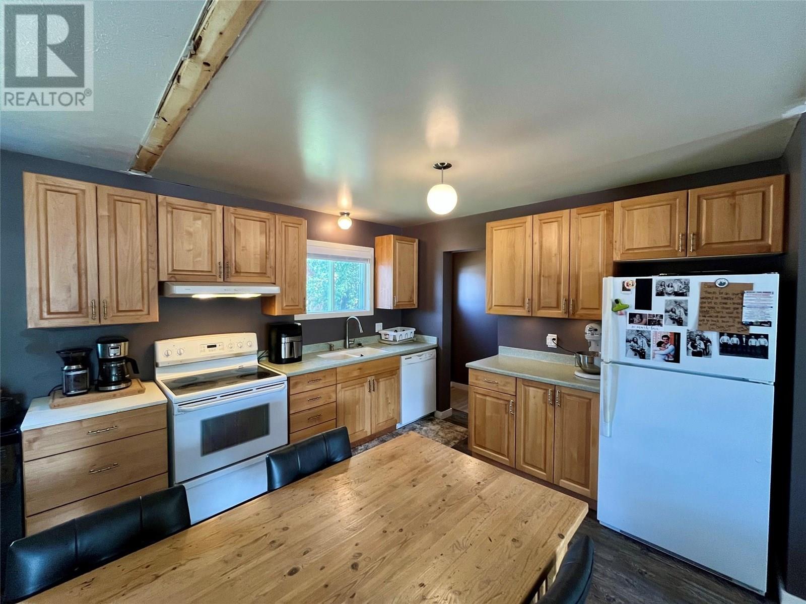 140 Wapiti Crescent, Tumbler Ridge