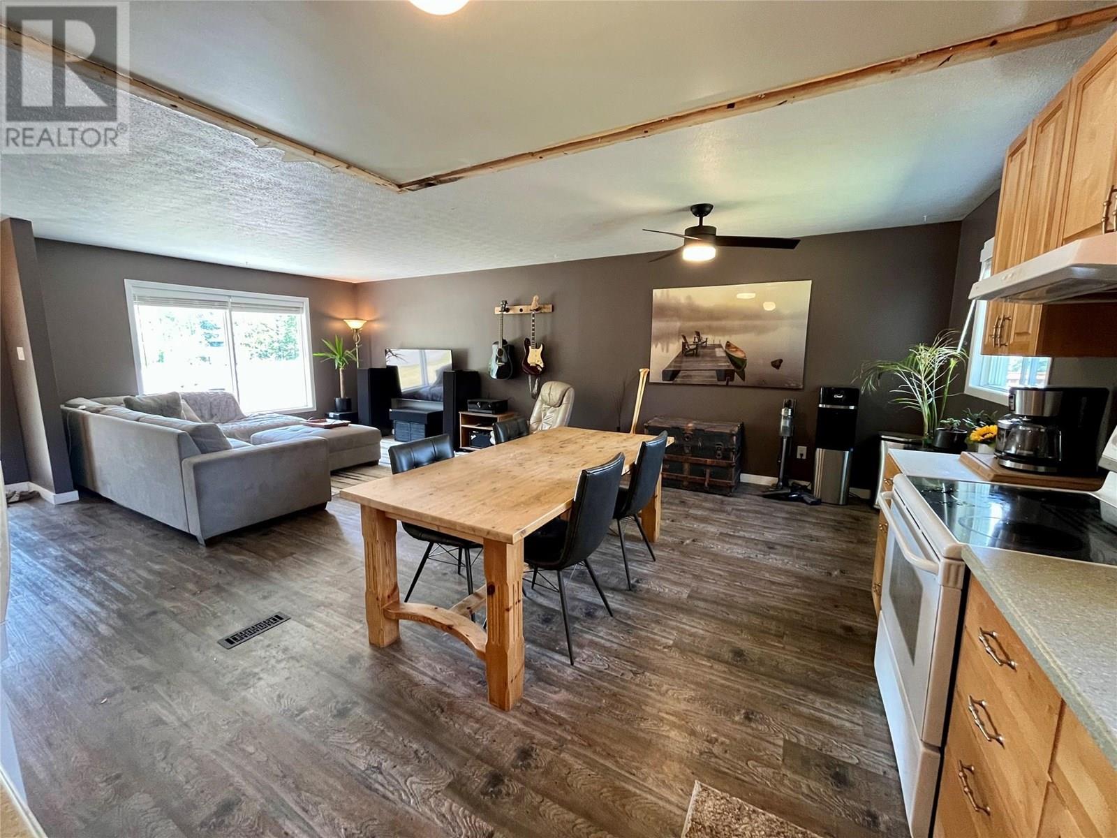 140 Wapiti Crescent, Tumbler Ridge