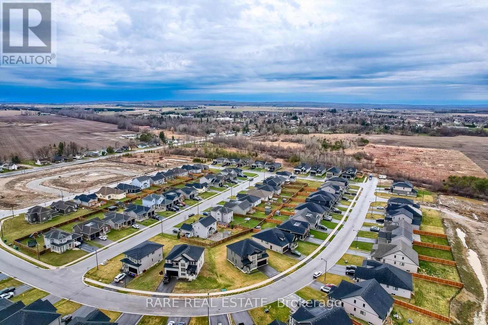 Photo 39 of 44 Allenwood Road, Springwater ON