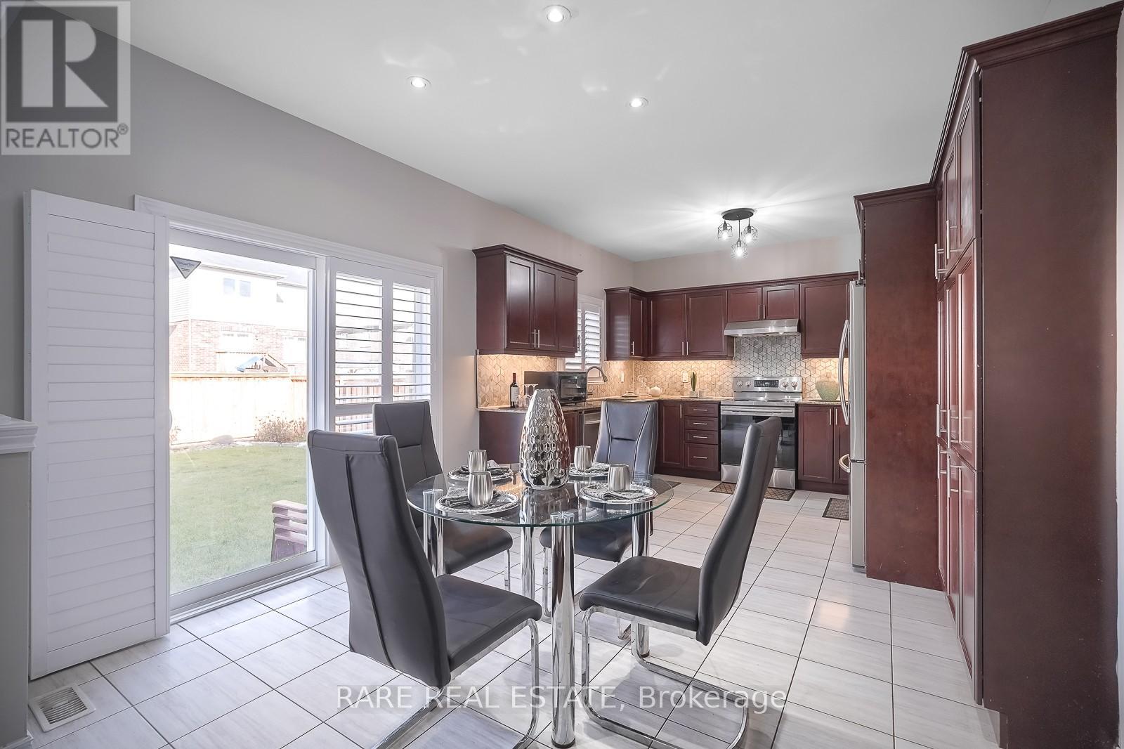 Photo 23 of 50 Henry Smith Avenue, Clarington ON