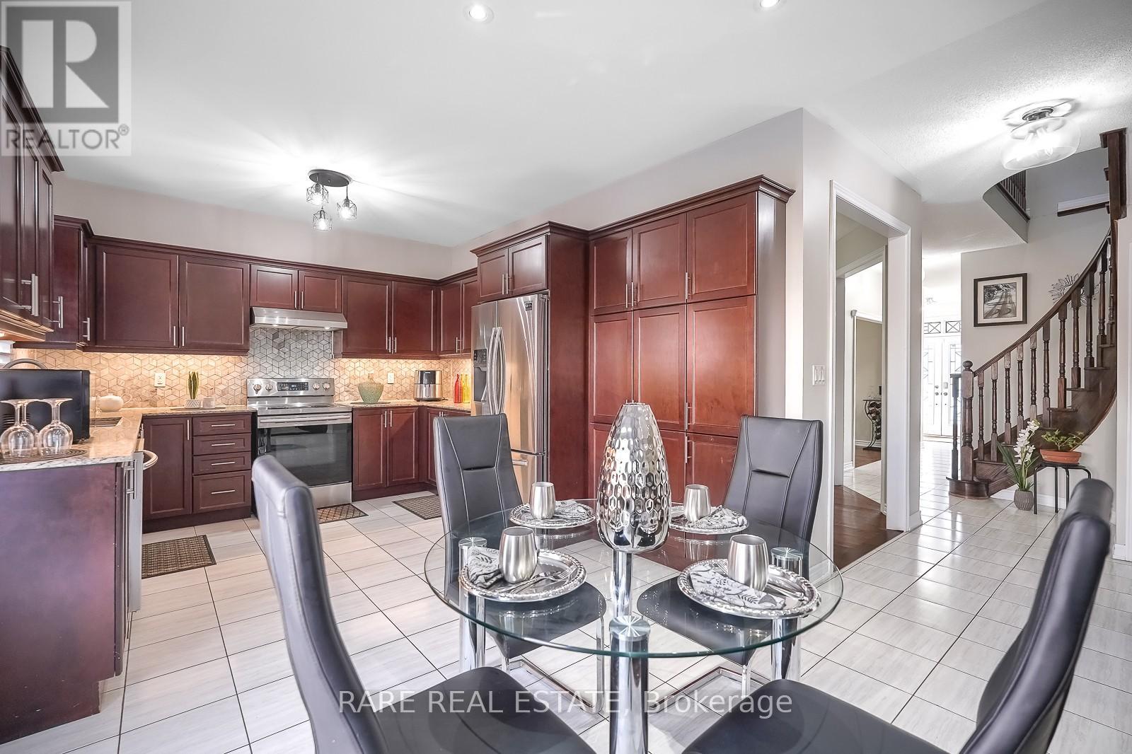 Photo 15 of 50 Henry Smith Avenue, Clarington ON