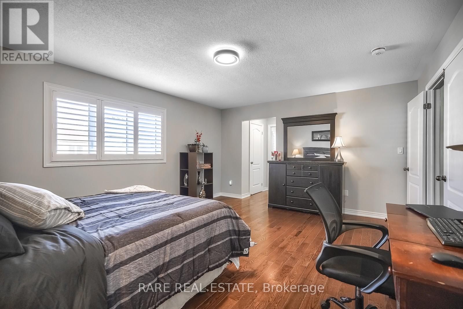 Photo 28 of 50 Henry Smith Avenue, Clarington ON