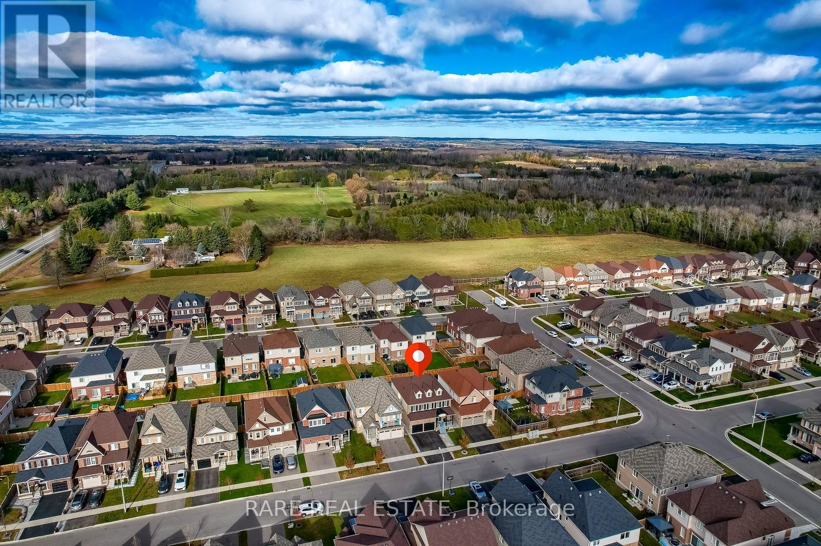 Photo 5 of 50 Henry Smith Avenue, Clarington ON