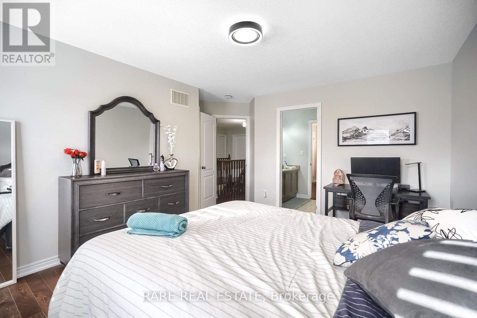 Photo 41 of 50 Henry Smith Avenue, Clarington ON