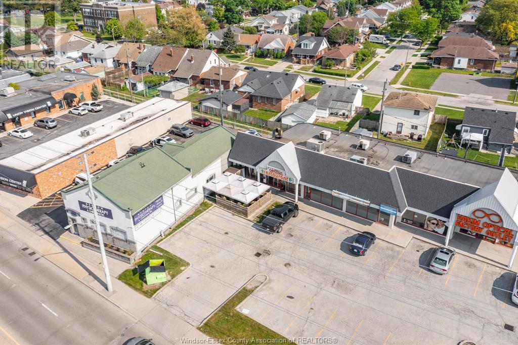 Photo 13 of 521 Tecumseh Road East, Windsor ON