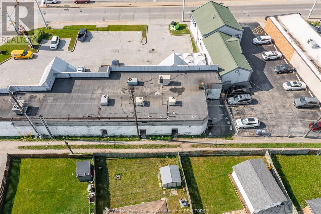 Photo 3 of 521 Tecumseh Road East, Windsor ON