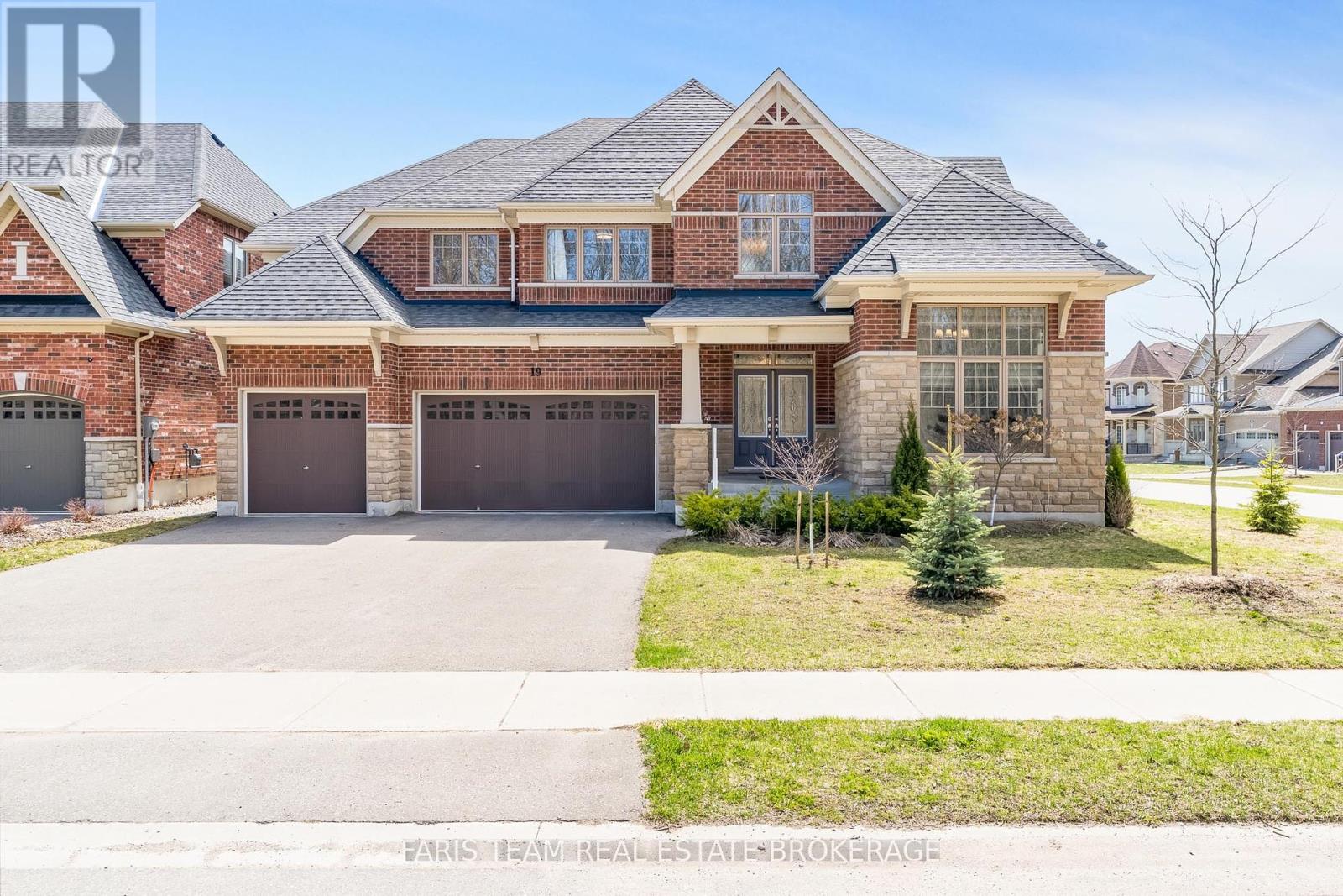 Photo 16 of 19 Mcisaac Drive, Springwater ON