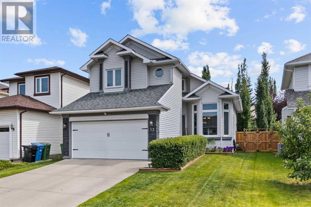 Single Family House for Sale in  Douglas Ridge Close SE Douglasdale/Glen Calgary 