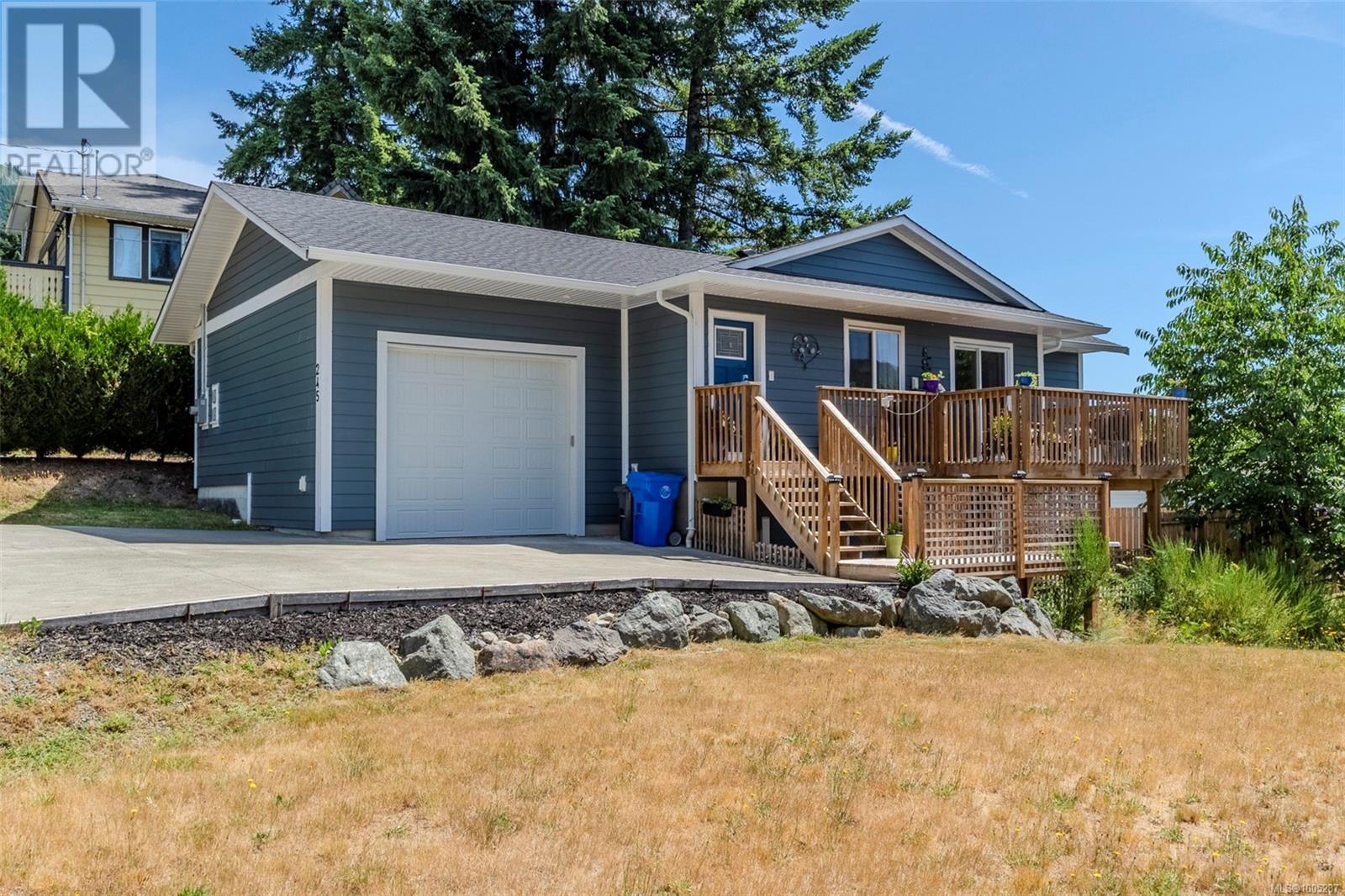 Photo 2 of 245 Lake Park Rd, Lake Cowichan BC