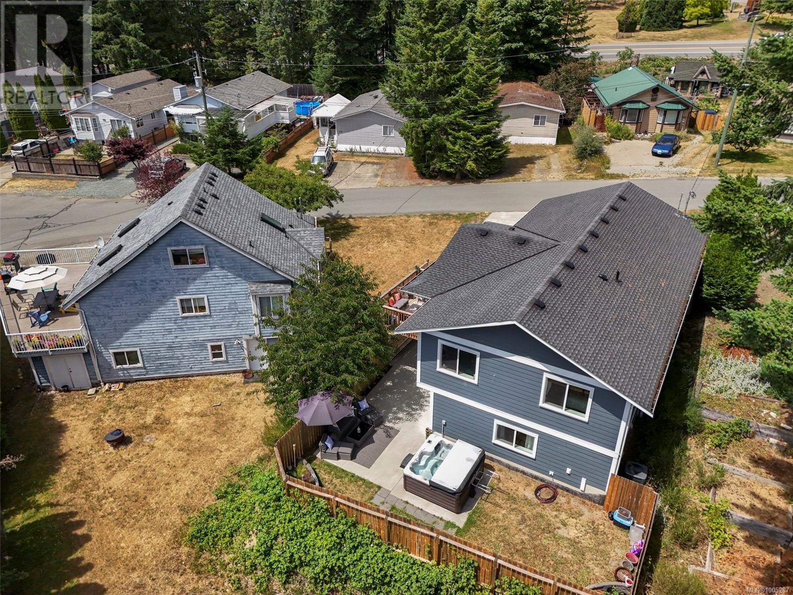 Photo 48 of 245 Lake Park Rd, Lake Cowichan BC