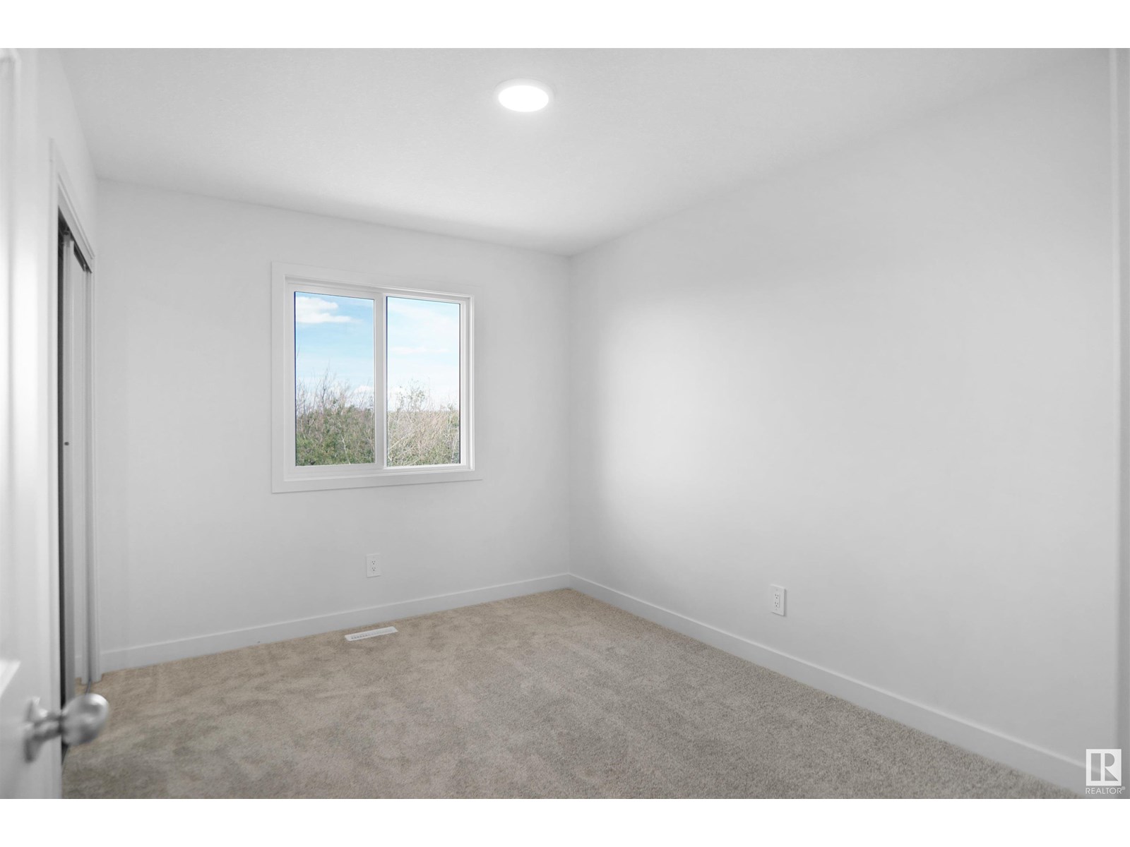 Photo 31 of 4643 Kinsella Ld Sw, Edmonton AB