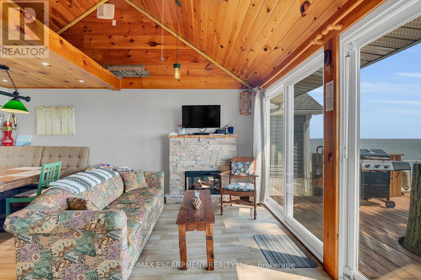 Photo 48 of 803 Sandy Bay Road, Haldimand ON