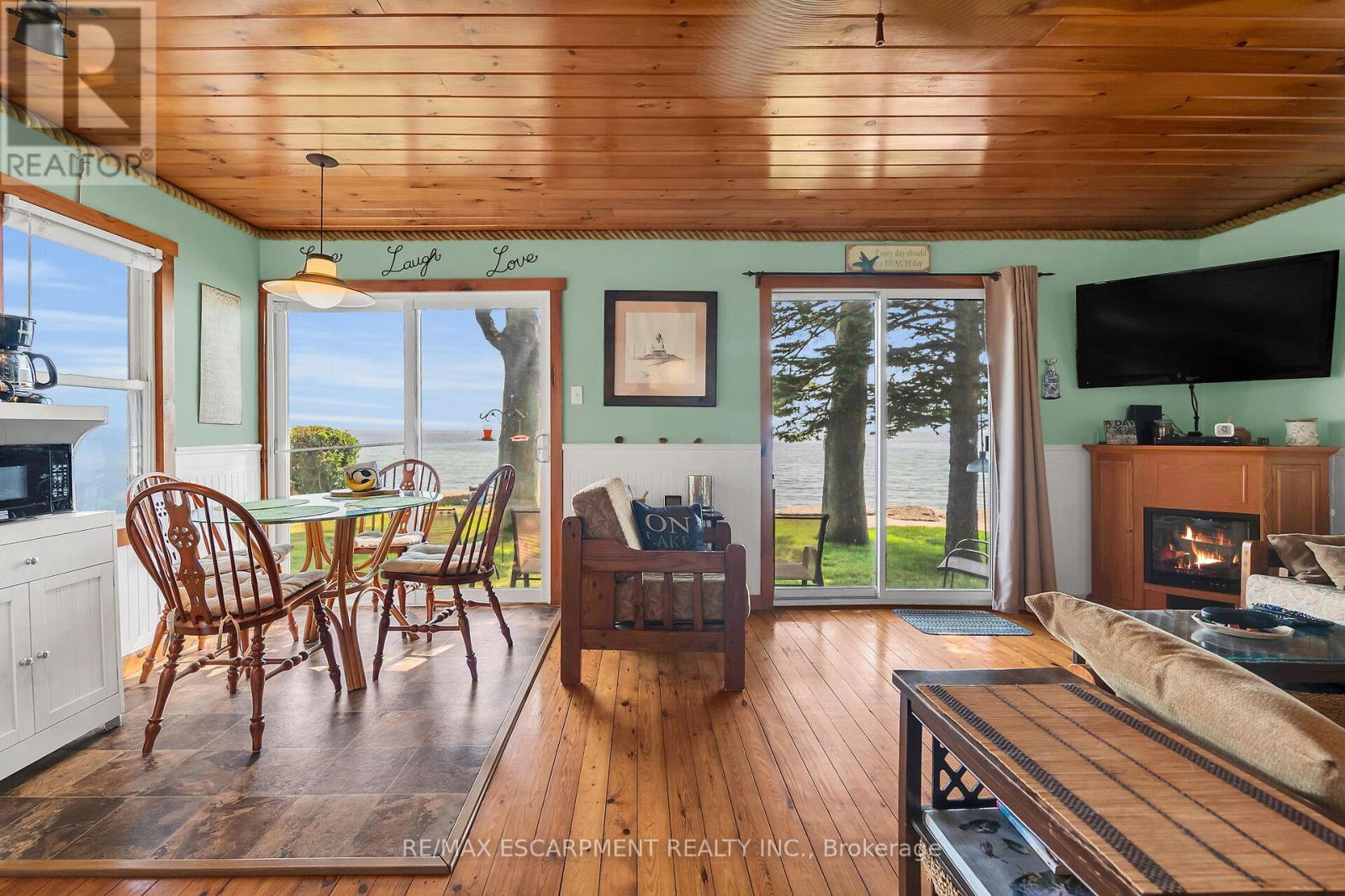 Photo 16 of 803 Sandy Bay Road, Haldimand ON