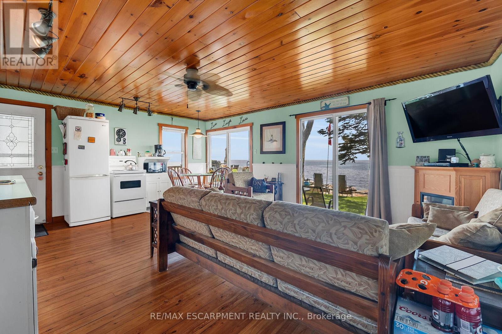 Photo 6 of 803 Sandy Bay Road, Haldimand ON