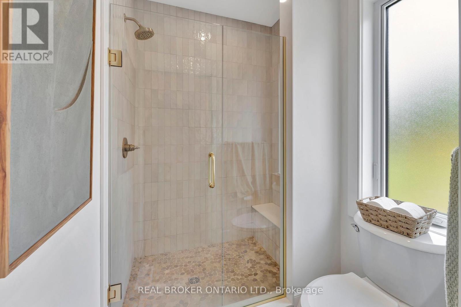 Photo 23 of 10 Macneil Court, Bayham ON